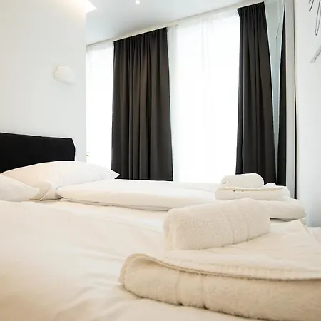 Posh Studio With A King-Size Bed And Modern Design Wien Exterior foto