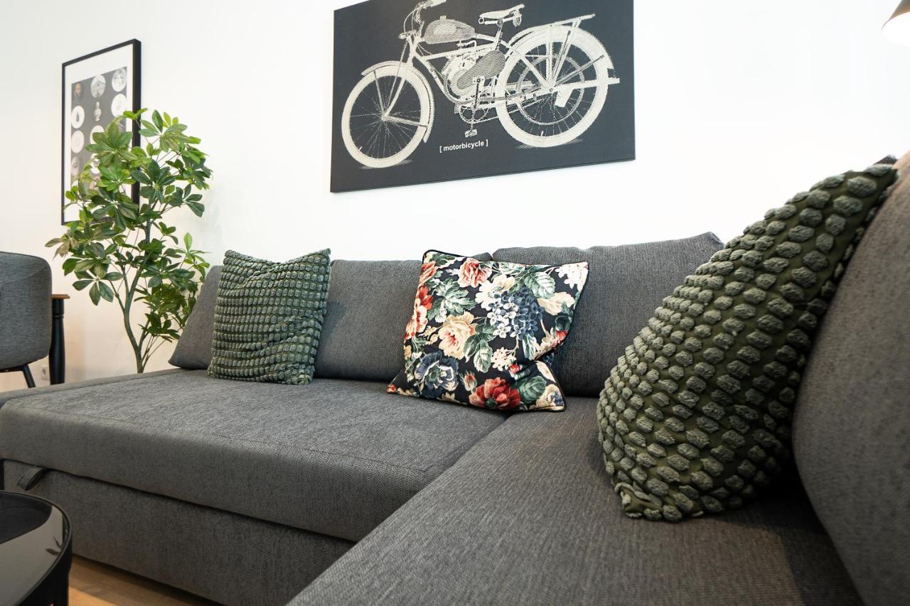 Posh With A King-size Bed And Modern Design