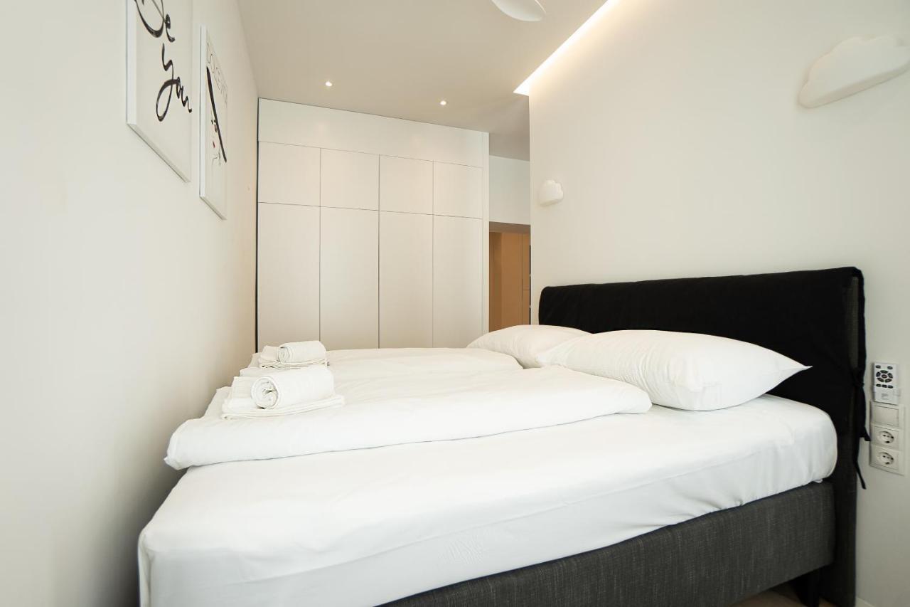 Posh With A King-size Bed And Modern Design Wien